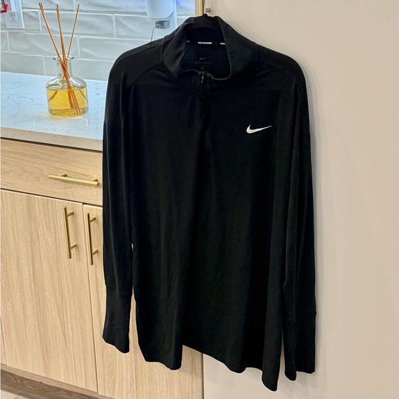 Nike Tops - Nike Women Dri-FIT Black Performance Shirt Plus Size